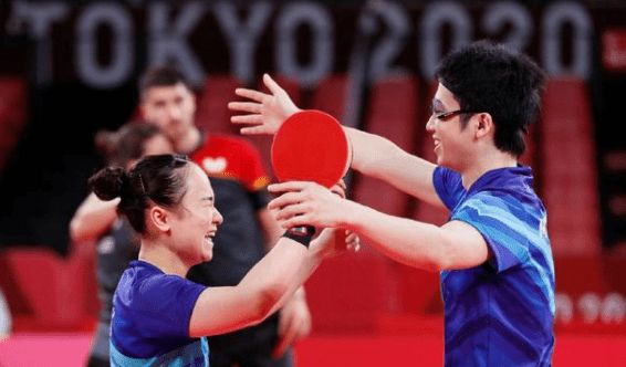 面剖析他为 面剖析他为