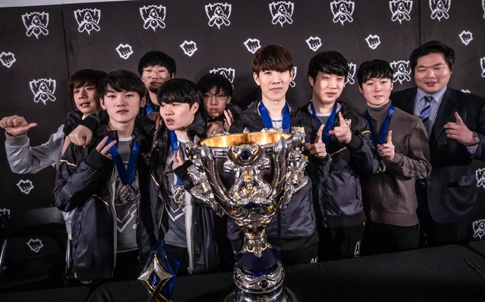 她们的表现 她们的表现